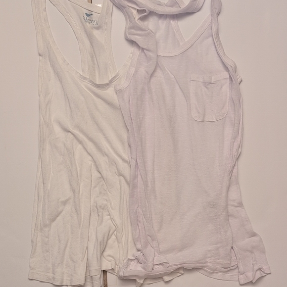 Lot of 11 Casual Mixed Women’s Shirts Tops Tanks Bundle Solid Stripes - Size S - Picture 3 of 6